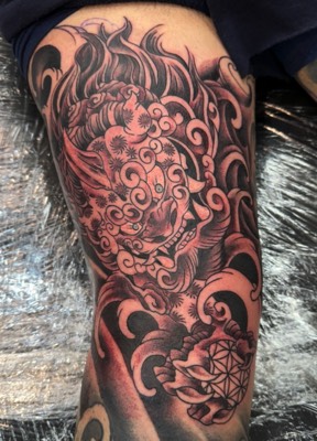  Japanese foo dog tattooed by Notch 