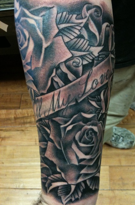  Black & gray roses tattoo 