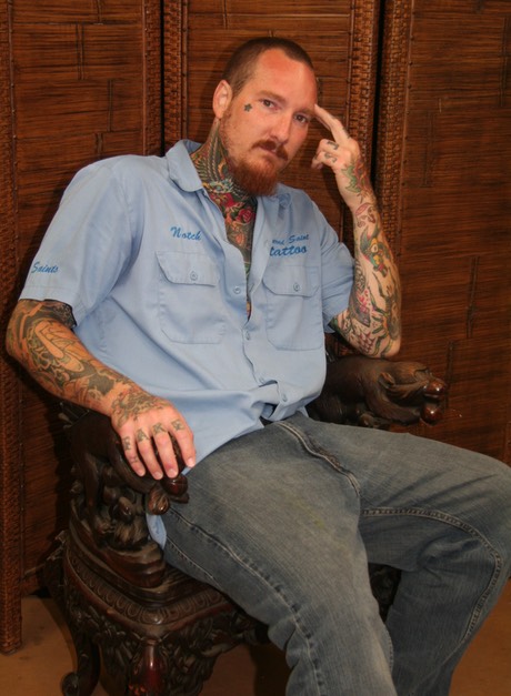  Tattooist Brandon Notch 