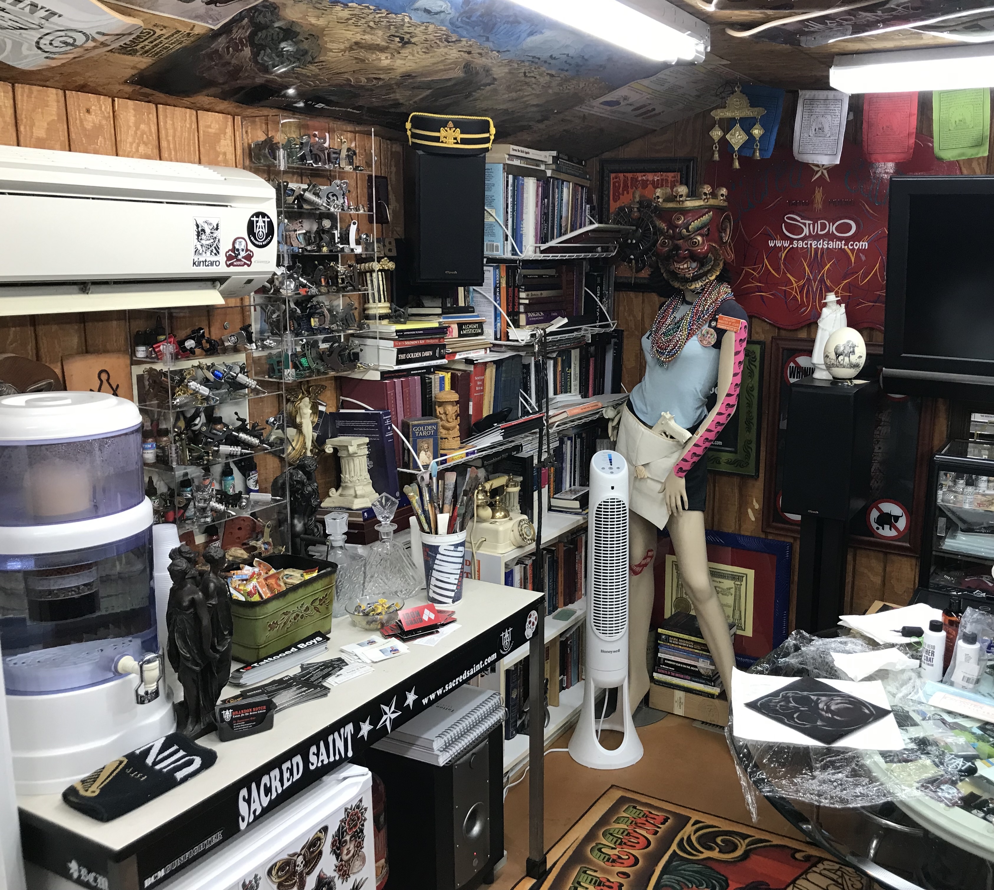  Sacred Saint Studio, the work of Brandon Notch. 